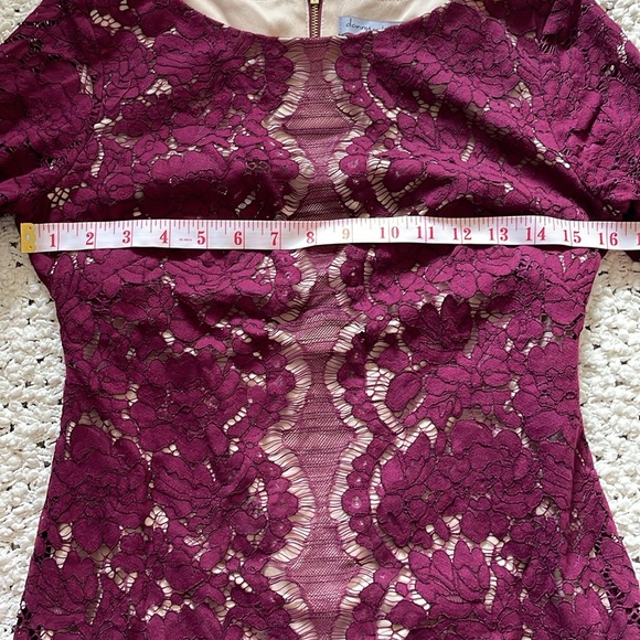 🍷 Danny & Nicole Floral Lace Bodycon Dress 🍷 - Picture 6 of 12